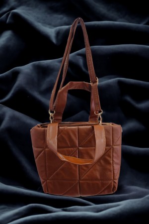 Rahatlık Ve Şıklığın Buluştuğu Bayan Omuz Çantaları Kahverengi